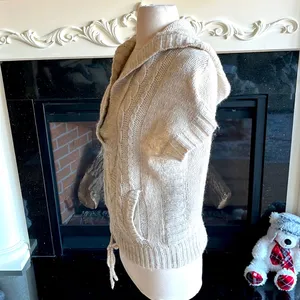 American Eagle Sweater Natural Oatmeal Oversized Cable knit Hoodie Womens XS S thumbnail 8