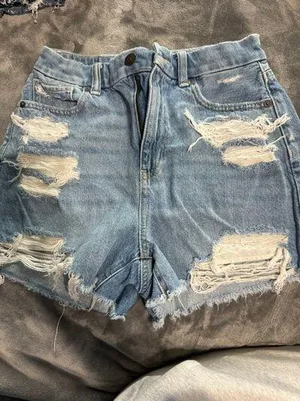 American Eagle Curvy Mom shorts thumbnail 1