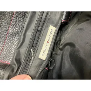 Y2K‎ Tommy Hilfiger black pebbled leather hand bag medium size retro vintage thumbnail 6