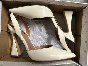 Slingback Heels White Size 6 thumbnail 1