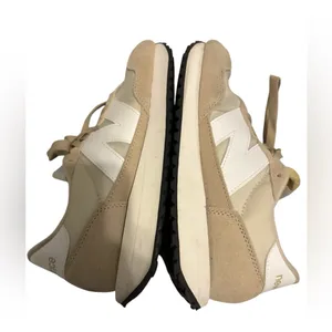 New Balance 237 Beige and White Sneakers size 7.5 thumbnail 6