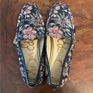 Sam Edelman Black and Pink Flats with modern Toe size 6 thumbnail 1
