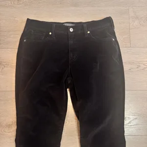 Levi's 515 Boot Cut Corduroy‎ Pants Womens Size 12 M Black Flat Pocket thumbnail 2