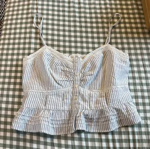 American Eagle Tank Top thumbnail 1