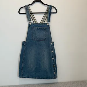 Free People - Louise Denim Skirtall Overall Skirt size 4 thumbnail 2