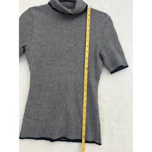 White House Black Market Chevron Knit Turtleneck Short Sleeve Top Black White S‎ thumbnail 3