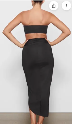 SKIMS Signature Swim Sarong Skirt Onyx Black thumbnail 3