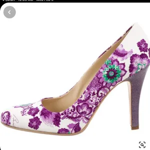- Was $100 now $60 Burberry floral purple 4 inch heel leather sole 40.5 or… thumbnail 6