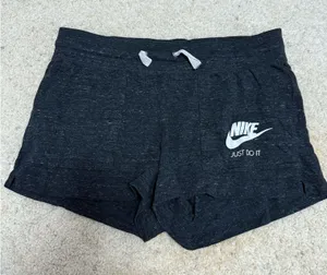 Nike shorts thumbnail 1