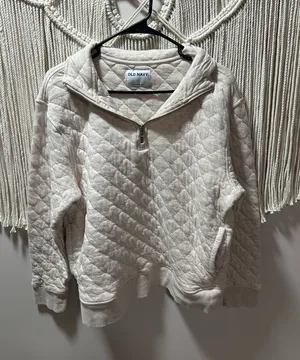 Old Navy Quilted Half-Zip Pullover in Ivory thumbnail 1