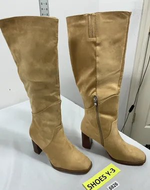 Womans New Coutgo Knee Length Boots 8.5 Cowhide Tan 1/4 Zip Block Heel thumbnail 1