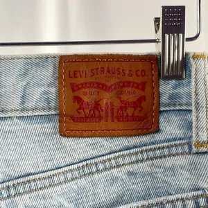 Levi's Distressed Rigid Denim Straight Leg Jeans in Light‎ Blue Size 23 thumbnail 3
