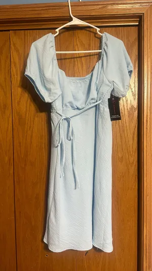 Baby blue dress thumbnail 1