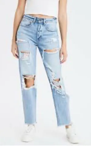American Eagle Distressed Mom Jeans Size 10 Vintage Wash thumbnail 1
