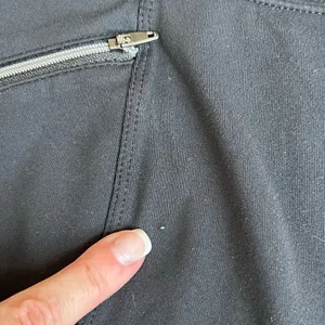 Athleta Black Metro Pull-On Active Skort Skirt Zipper Pockets thumbnail 9