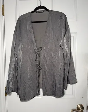 Zara Silver-Gray Tie-Front Kimono Top thumbnail 1