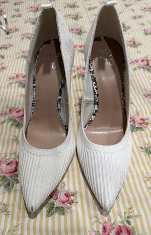 Mix No. 6 Heels thumbnail 1