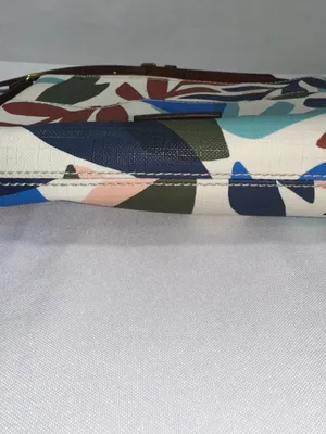 Fossil Fiona Crossbody Bag Abstract Leaf Floral Print Coated Canvas Purse thumbnail 5