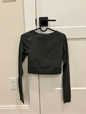 Lululemon Ribbed Long Sleeve Cropped Size 6 thumbnail 3