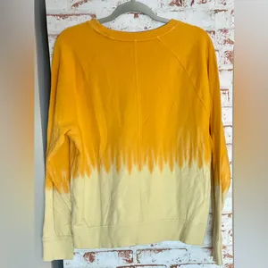 Athleta Women’s Sweatshirt in Yellow and Cream thumbnail 3