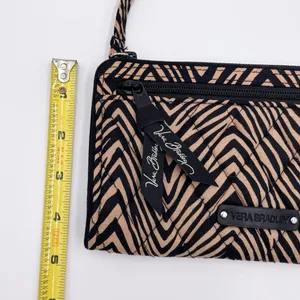 Vera Bradley Front Zip Slim Clutch Wristlet Wallet Zebra Print Quilted Cotton thumbnail 8