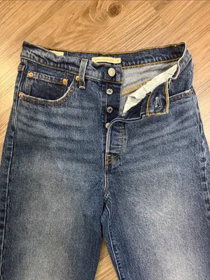 Levi’s Premium Ribcage Straight Ankle Jeans 27 My Honor Dark Wash $110 thumbnail 4