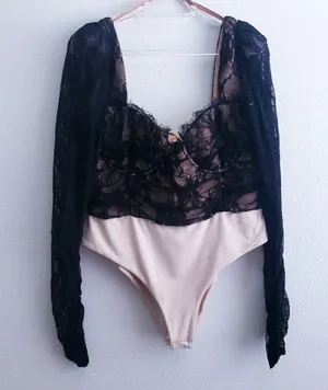 Lace Hart Thong Bodysuit Long Sleeve thumbnail 2