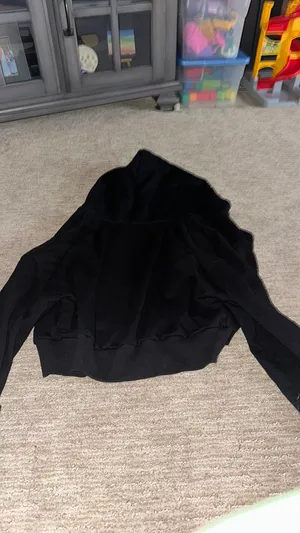 Trendy Queen Amazon Hoodie Zip-Up Women’s Cropped thumbnail 2