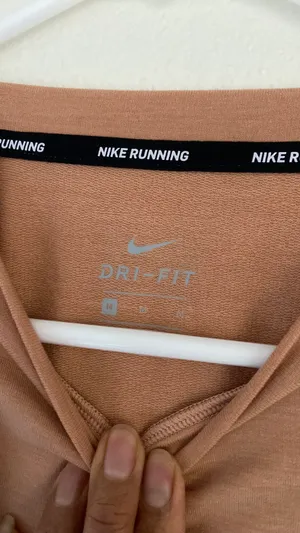 Dri-Fit Running Long Sleeve Shirt thumbnail 3