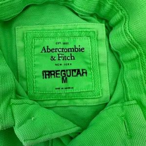Abercrombie & Fitch Neon green super-cropped polo thumbnail 3