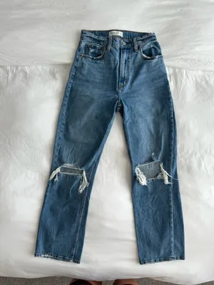 Abercrombie & Fitch The Ankle Straight Ultra High Rise Jeans thumbnail 4