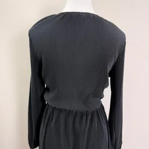 Abercrombie Black Plisse Mini Dress Long Sleeve Elastic Waist Pleated Small thumbnail 5