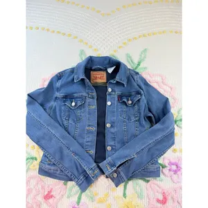 Levi Strauss &‎ Co Womens Denim Trucker Jacket Size S Blue Button Front Classic thumbnail 2