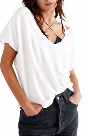 👕 We The Free Deep V Neck Oversized Tee‎ Medium Relaxed Casual Top 🤍 thumbnail 1