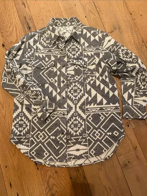 Wrangler Retro Grey Geo Boyfriend Western Snap Oversized Shirt Size SMALL thumbnail 2