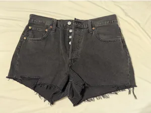 Levi’s 501 denim shorts  thumbnail 1
