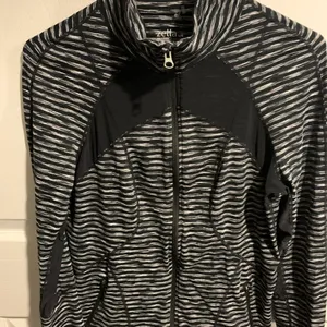 Zetta zip up jacket size large Black thumbnail 4