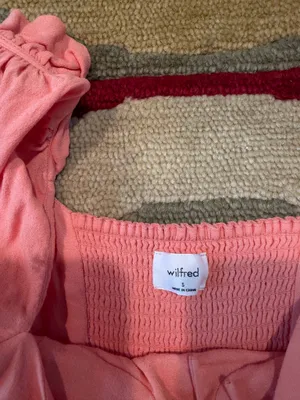 Aritzia Wilfred Novella Blouse Top Peach Pink Puff Sleeve Sweetheart Neck Small thumbnail 3