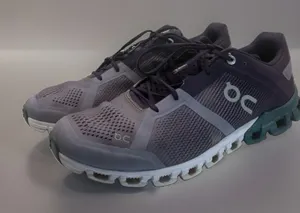 On Running Oncloud Cloudflow Womens Size 9.5 Purple Athletic Shoes Sneakers thumbnail 1