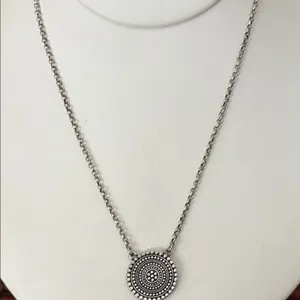 Lucky Brand Medallion Silver Necklace 17”-18.5” thumbnail 4