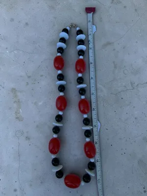 Vintage 60s Mod Chunky Beaded Statement Necklace Red Black White Acrylic‎ 20” thumbnail 5