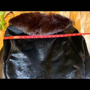 Vintage 60’s velvet jacket with fur collar. Size M thumbnail 5
