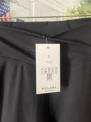 Halara Crossover High Waisted Flare Leggings Yoga Pants Black Size Small New thumbnail 5