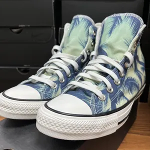 Converse Women's multi Trainers thumbnail 1