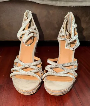Wedge grey heels not rated thumbnail 1