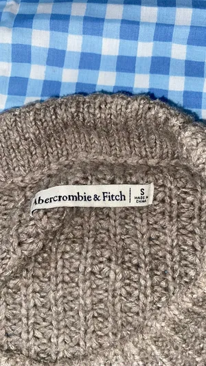 Abercrombie & Fitch Sweater thumbnail 5