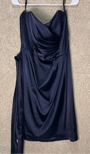Imperfect wedding guest dress sample dress midnight blue sweetheart strapless 14 thumbnail 1