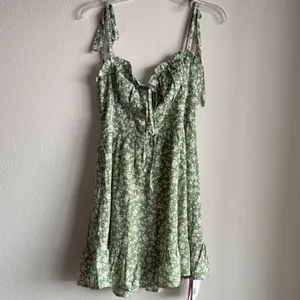 Cider Ditsy Floral Tie‎ Shoulder Mini Dress Size Small thumbnail 2