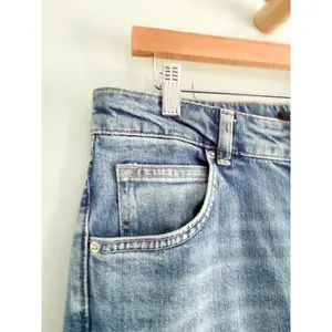 Massimo Dutti | Straight Leg Jeans in Medium Wash Blue | Sz US 6 thumbnail 3