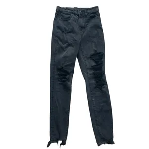 American Eagle Size 0 Black Distressed Super High-Rise Jeggings thumbnail 2